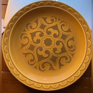 Homer Laughlin Ironstone Florentina on Granada Dinner Plate 10 1/8”